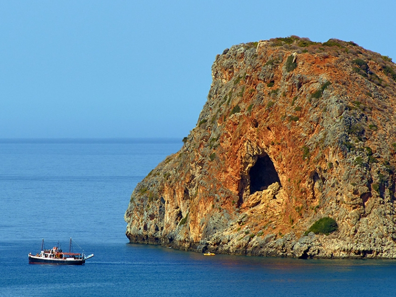 thodorou island chania